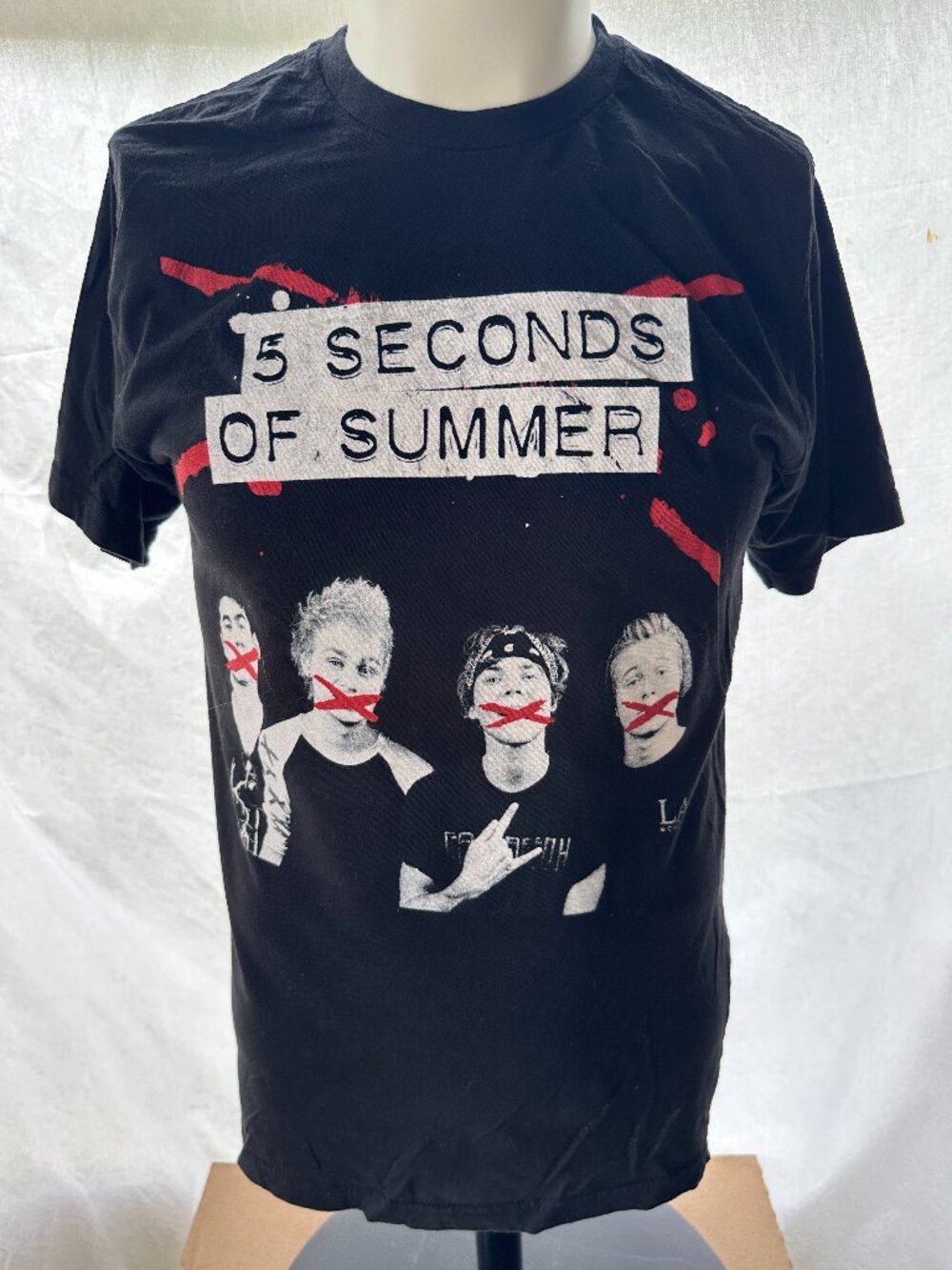 5 Seconds of Summer 5SOS 2022 Men's Black T Shirt Size Medium Luke Hemmings Mich
